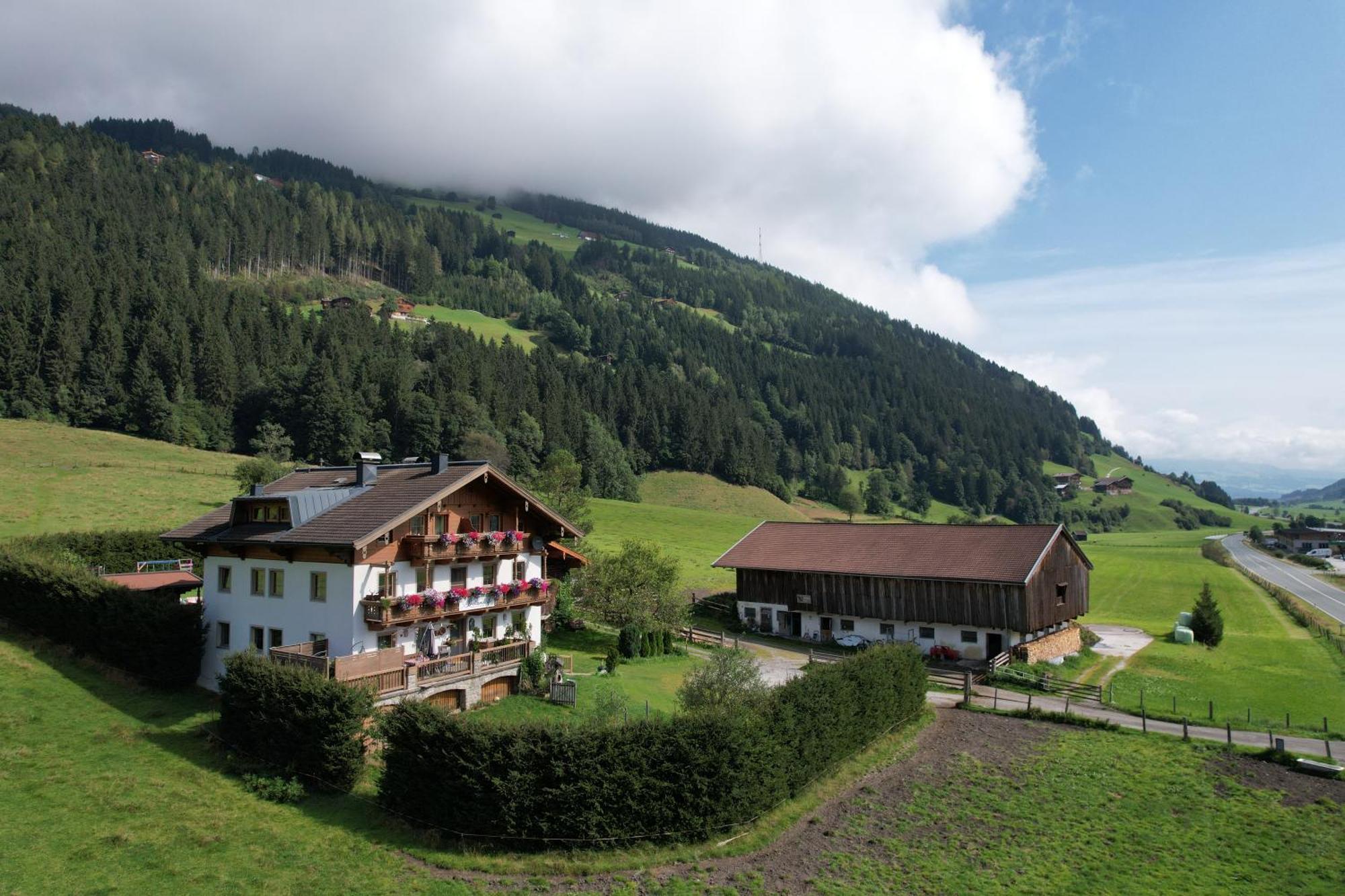 Ferienwohnungen Behamhof Neukirchen am Großvenediger Exterior foto